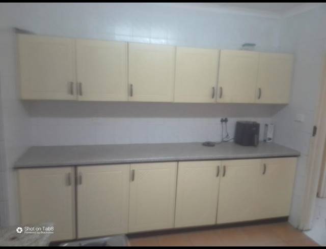 3 BEDROOM HOUSE FOR SALE IN LYNFIELD PARK